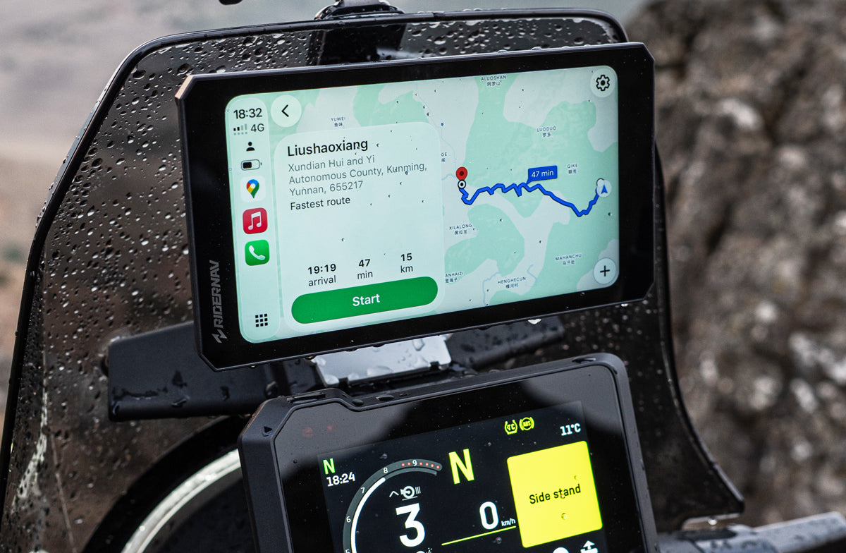 R7X 7-inch Display: Built to Fit. Made to Ride.