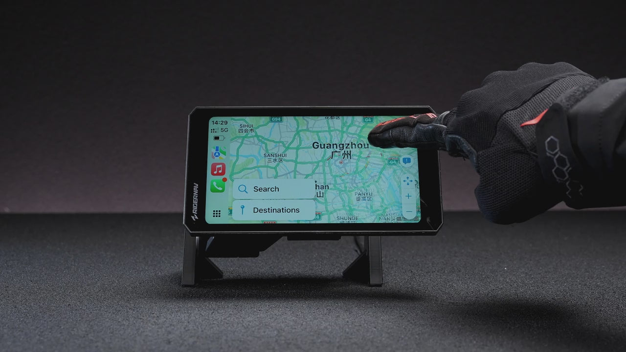 R7M BMW 7-inch Display: Built for BMW. Made for Control