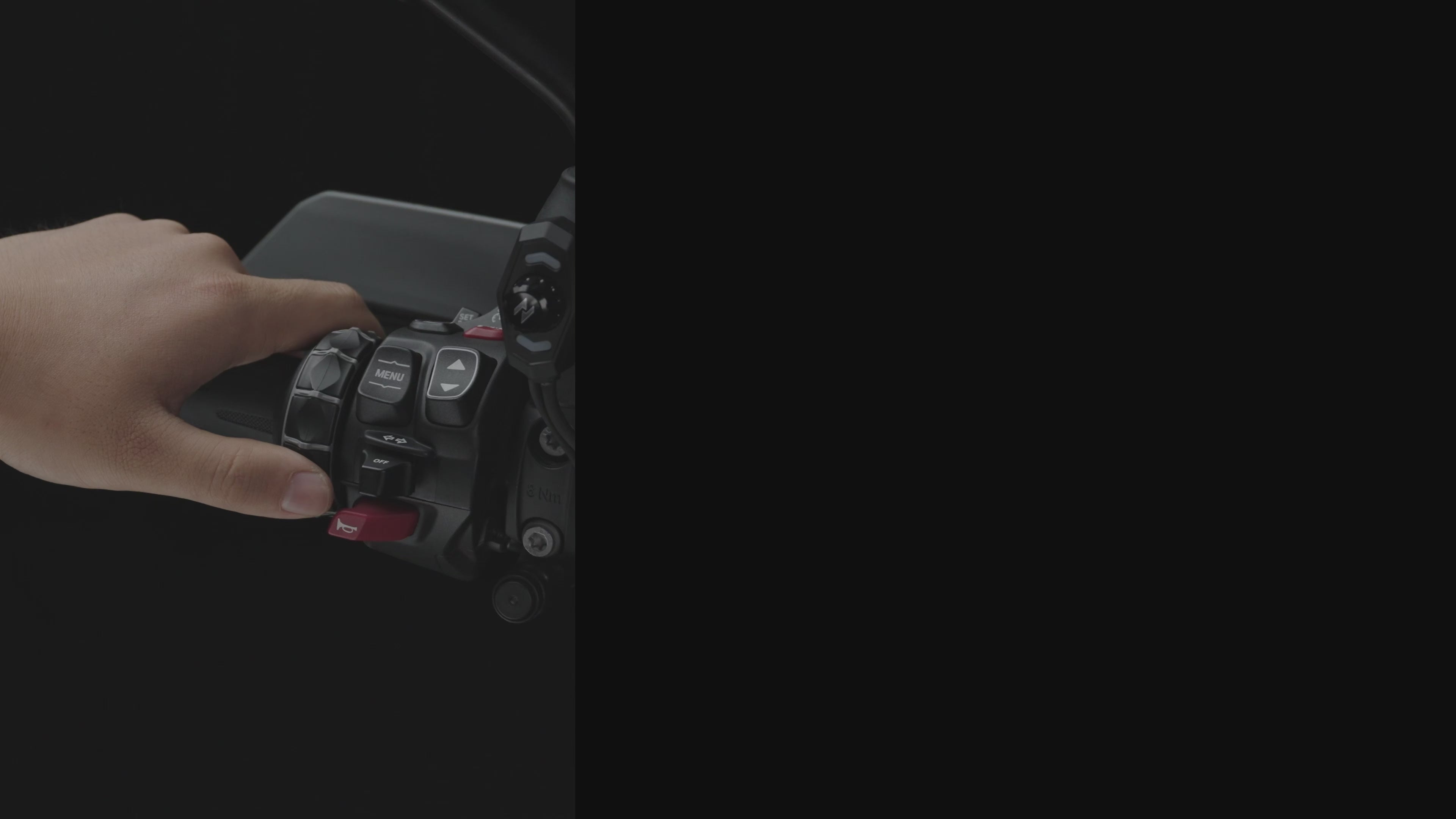Q5 Pro 스포트라이트용 RLC CAN 컨트롤러 — BMW 플러그 앤 플레이